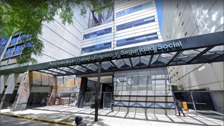 Consejo del Salario: acuerdan elevar el mínimo un 20% en 4 tramos entre diciembre y marzo