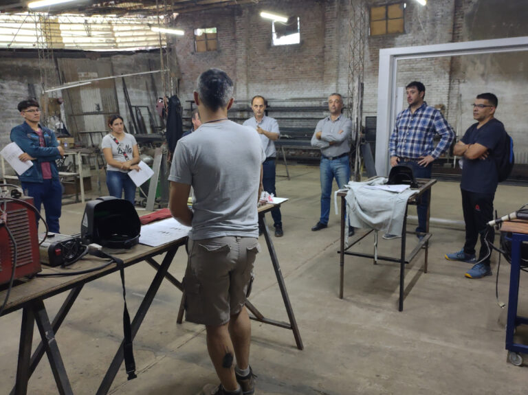 Comenzó la formación de soldadores de la Senaduría