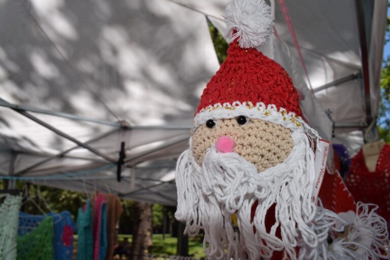 Las plazas Pringles y Sarmiento y el Museo de la Ciudad tendrán ferias navideñas