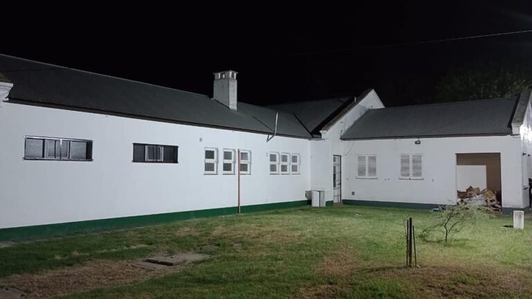 La Escuela primaria de San Jerónimo Sud ya cuenta con luminarias led