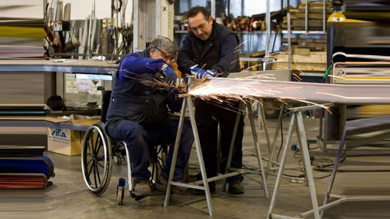 160 personas con discapacidad fueron empleadas en 2022 a través de planes del Ministerio de Trabajo