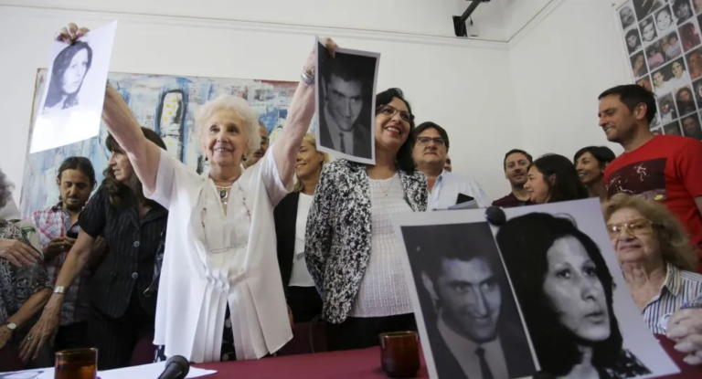 Las Abuelas de Plaza de Mayo anunciaron la restitución del nieto 132
