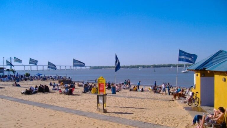 Estudiantes de la UNR podrán ingresar gratis o con 2×1 a La Florida y a las piletas del Parque Alem