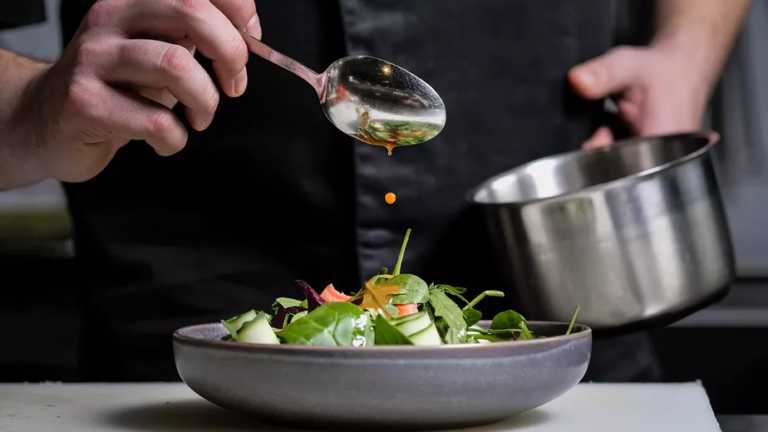 Curso taller de gastronomía con ronda de empleo en Cañada de Gómez