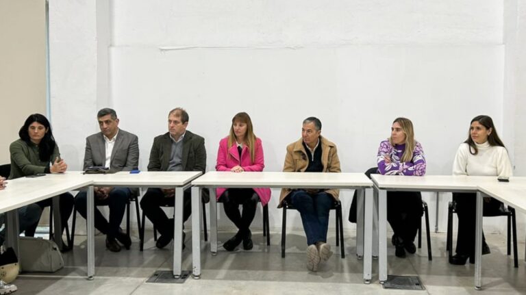 La provincia presentó el primer programa de formación de árbitras de fútbol