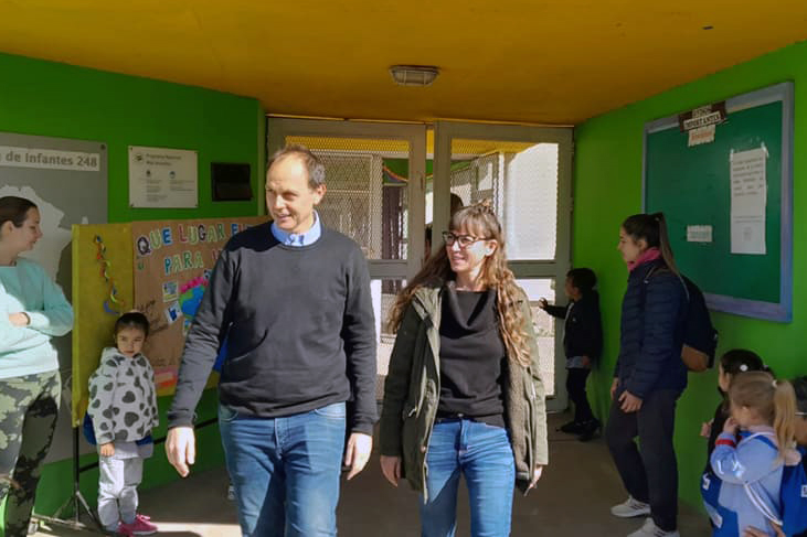 Rasetto visitó instituciones educativas de Serodino