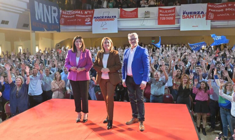 Fein, Fernández y García se lanzaron oficialmente en la capital provincial: “El socialismo no resigna sus ideales”