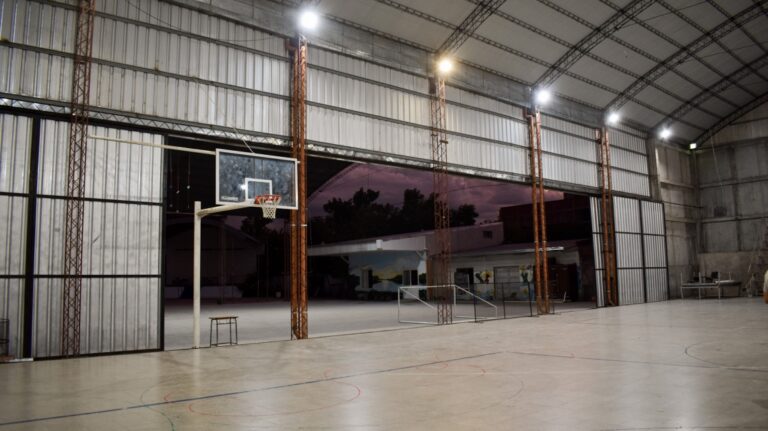 Millonaria inversión del gobierno provincial para que los clubes tengan iluminación led