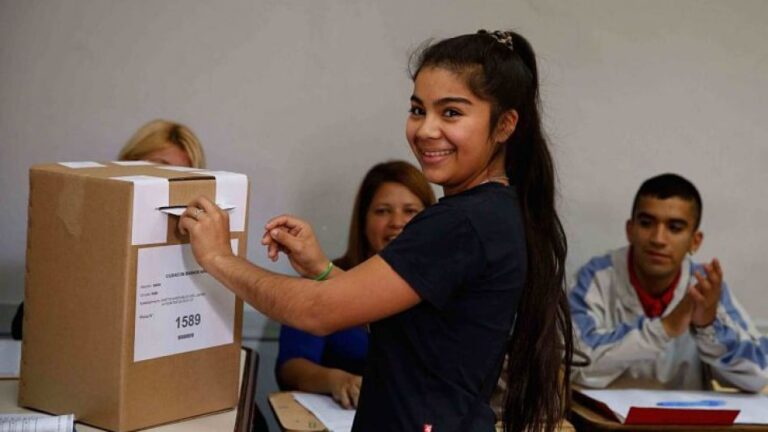 El Tribunal Electoral ratificó el voto joven y adolescentes de 16 y 17 años podrán votar este domingo