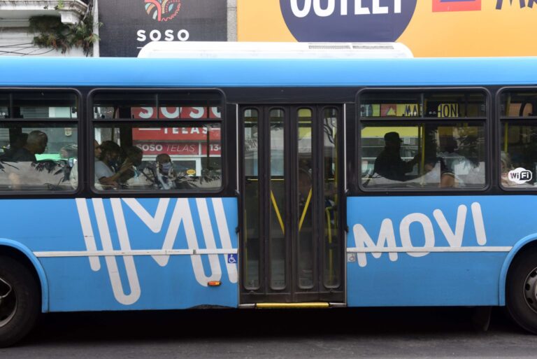 Llegaron los fondos y la UTA Rosario desactivó el paro de colectivos para este viernes