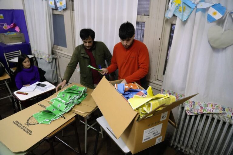 Autoridades de Mesa se buscan: pagan $15.000 el día y el registro sigue abierto