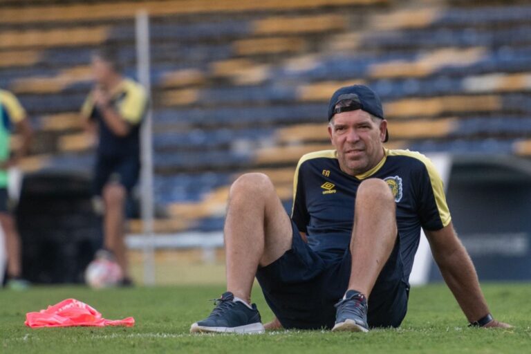 Hernán Castellano deja Rosario Central para trabajar en la Selección de Bahrein