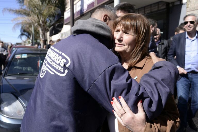 Bullrich en Olavarría: ‘‘Marchar hacia un país ordenado es lo que está pidiendo la gente”