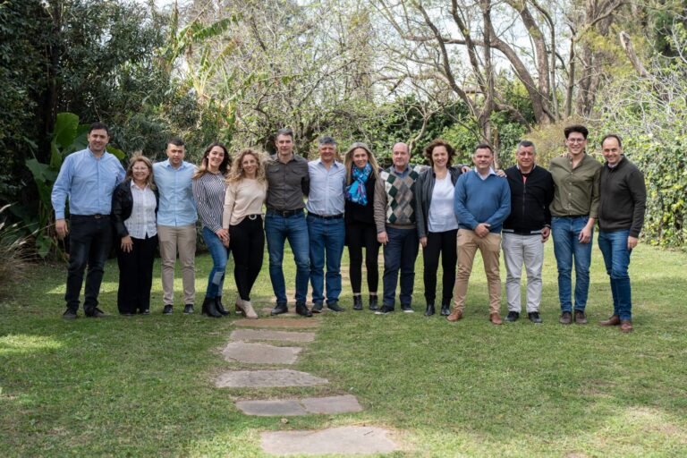 Encuentro de autoridades electas en Iriondo