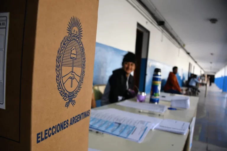 Los rosarinos ya votan para definir al próximo presidente de los argentinos