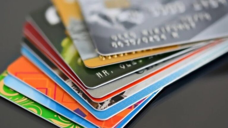 El Banco Central estableció la nueva tasa de interés para tarjetas de crédito