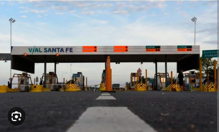 Levantan las barreras del peaje en la Autopista Rosario-Santa Fe por reclamo gremial