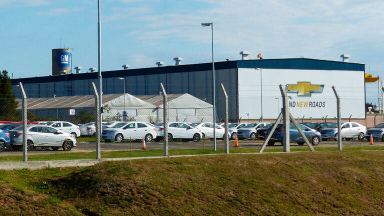 Alarma y preocupación en General Motor: se postergó el reinicio de la producción y la planta sigue cerrada