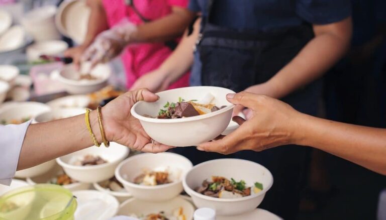 En Rosario 250 mil personas necesitan asistencia alimentaria