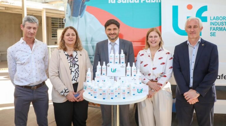 Objetivo Dengue: el LIF quintuplicará la producción de repelente en Santa Fe