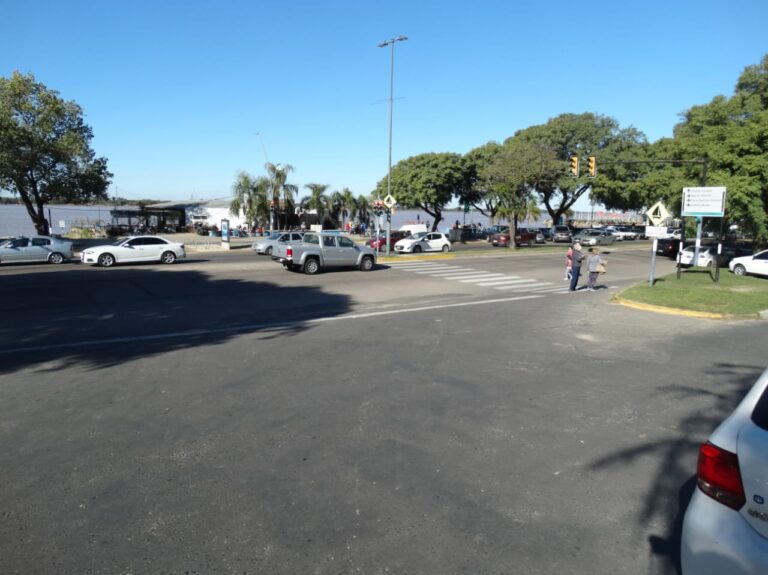 Mejoras en La Florida: piden nuevo cruce peatonal, iluminación led y sillas anfibias