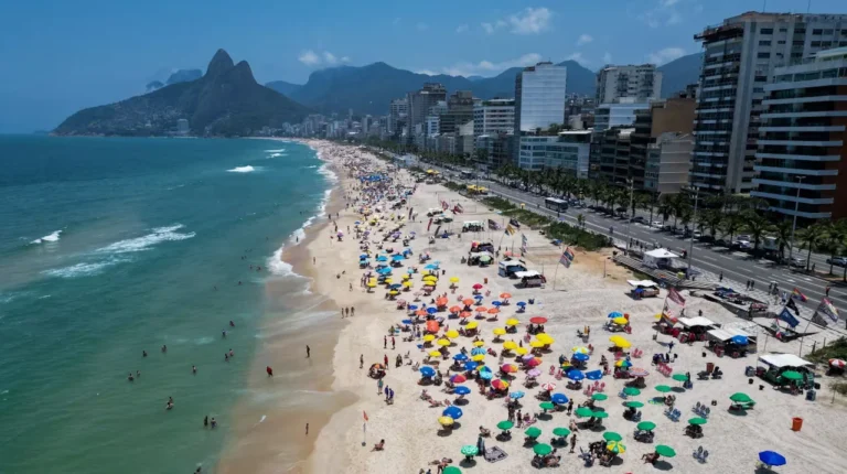 Turismo: subió un 72% la cantidad de argentinos que viajaron al exterior en enero