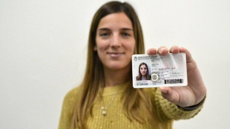 El Renaper actualizó los precios del DNI y otros trámites: cuánto costarán a partir de marzo
