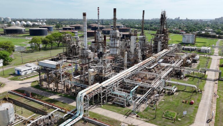 Diputados dio un paso clave para reactivar la histórica Refinería San Lorenzo