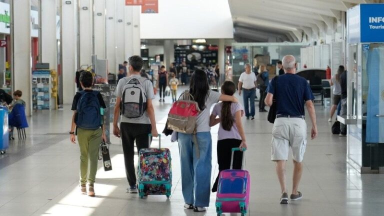 Más de 400 mil turistas pasaron por la provincia este fin de semana largo