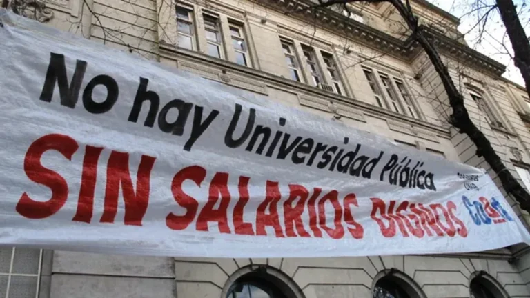 Los docentes de la UNR realizarán un paro de 48 horas el lunes y martes
