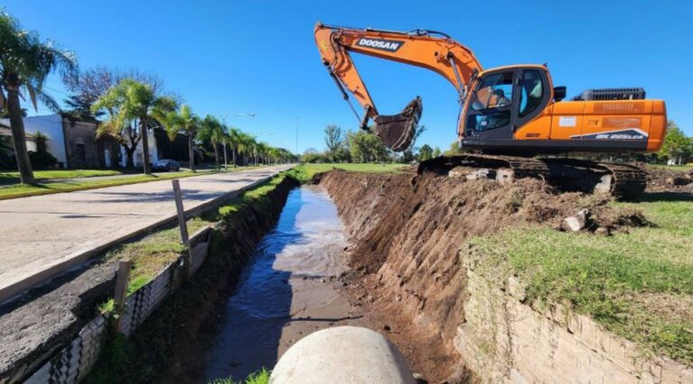 San Jerónimo Sud comenzó con el tercer entubamiento del plan de desarrollo de infraestructura urbana