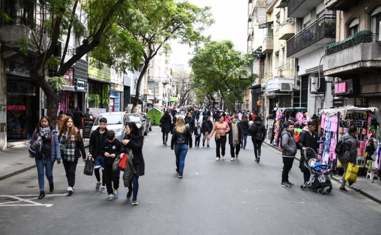 Calle San Luis se convertirá en peatonal este sábado con descuentos por el Día del Padre