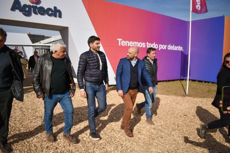 El Gobierno de Santa Fe pisa fuerte en Agroactiva: 66.800 millones de pesos en créditos a la producción