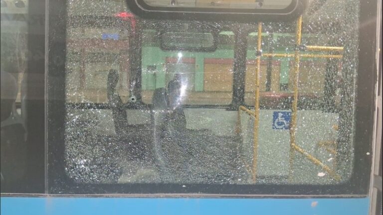 Dispararon contra un colectivo en la zona sudoeste de Rosario