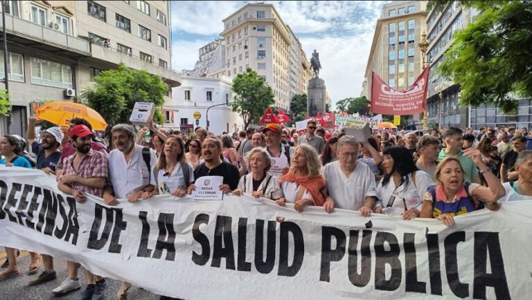 Crecen los conflictos en salud pública en varias provincias mientras se organiza un Cabildo Abierto en defensa del Garrahan