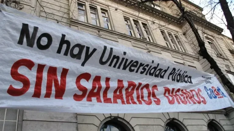 Docentes universitarios inician una nueva semana con paros