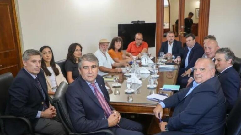 Estatales aceptaron la propuesta salarial del gobierno provincial