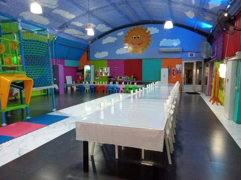 Los salones de fiestas infantiles podrán usarse también para adultos