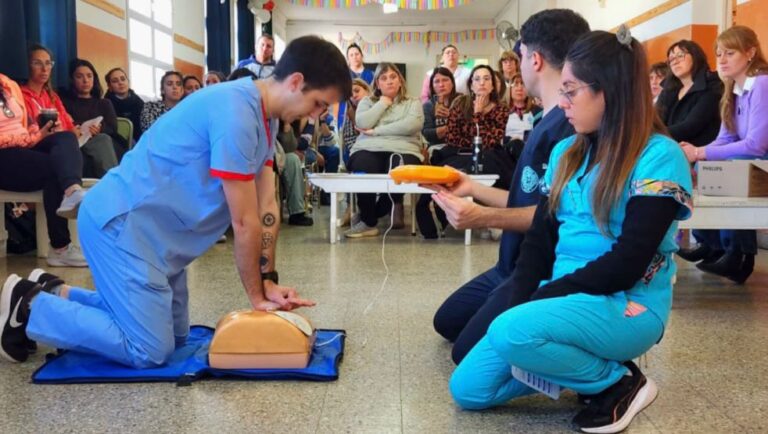San Jerónimo Sud refuerza su red de salud con capacitaciones en uso de desfibriladores