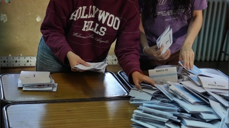 Este martes comienza el escrutinio definitivo y la Justicia Electoral pone los ojos sobre el aumento de los votos nulos