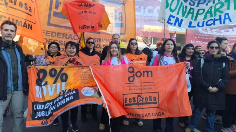 El Cabildo Abierto por la Salud definió impulsar movilizaciones contra los vetos de Milei