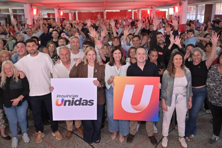 El socialismo santafesino pidió votar por Provincias Unidas