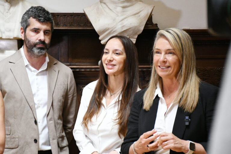 Controles y protectores solares gratuitos en la Calle Recreativa este domingo para prevenir el cáncer de piel