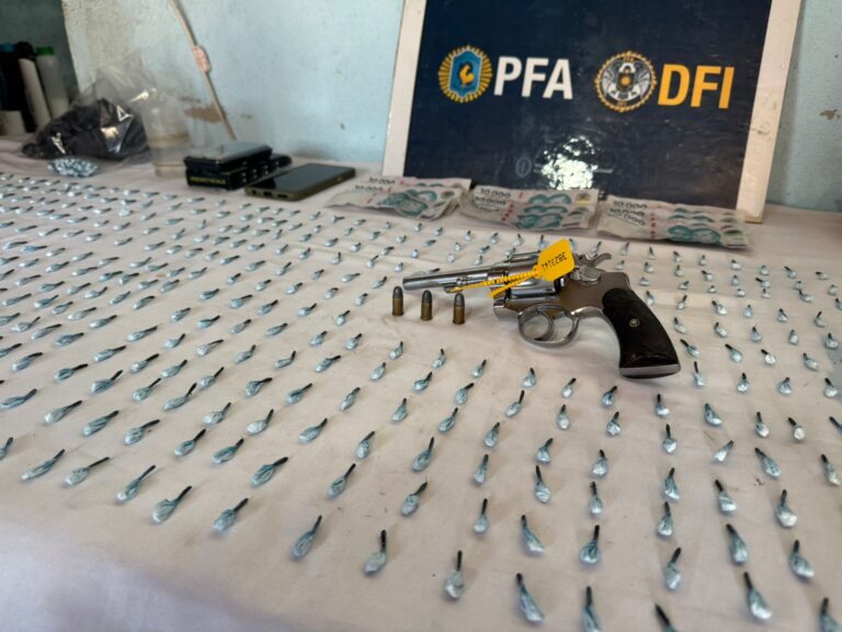 Desarticulan un punto de venta de estupefacientes en el barrio Cerrito de Córdoba