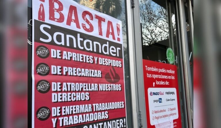 Banco Santander: bancarios en alerta ante posibles cierres de sucursales en la región
