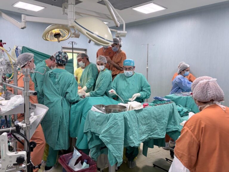 El Heca realizó el primer procedimiento de ablación de órganos en asistolia controlada del país