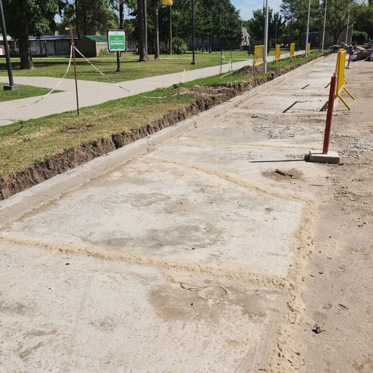 San Jerónimo Sud mejora la circulación frente a las escuelas antes del inicio de clases