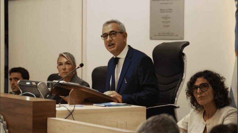 Javkin en la apertura de sesiones: “Cuando menos lo esperaban, volvió Rosario”