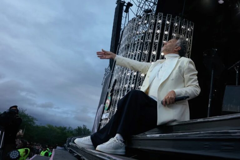 Fito Páez vuelve a Rosario con un show histórico en el Monumento