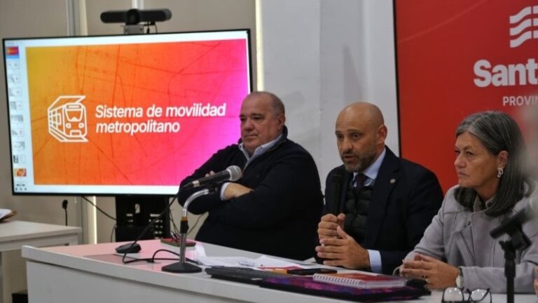 La Provincia avanza en la planificación de un tren metropolitano para Rosario con 60 kilómetros de conexión regional